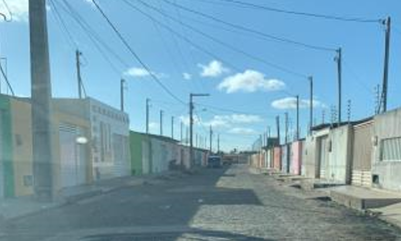 2132 - Casa, Residencial, 3 dormitório(s), 1 vaga(s) de garagem