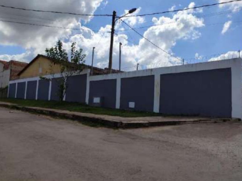 97004 - Casa, Residencial, 2 dormitório(s)