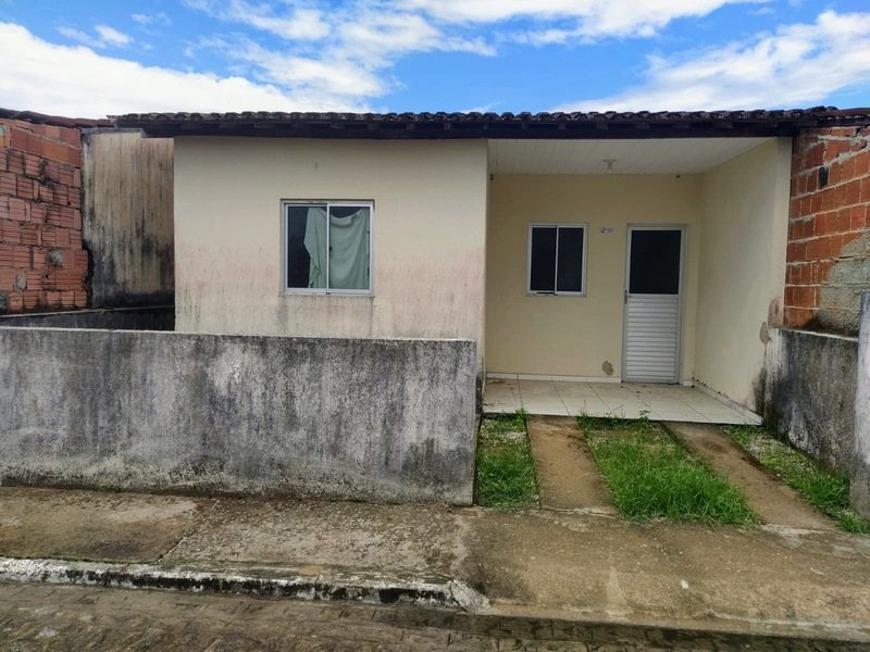 96811 - Casa, Residencial, 2 dormitório(s), 1 vaga(s) de garagem