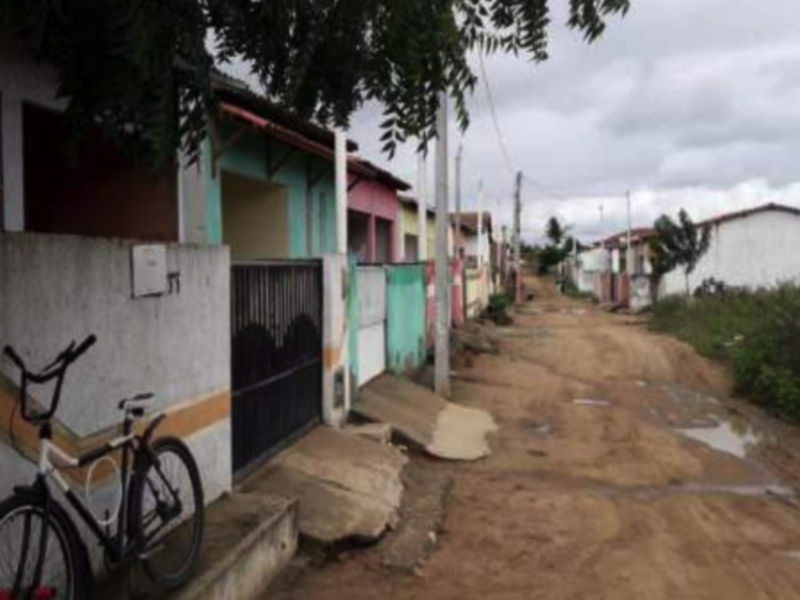 92027 - Casa, Residencial, 2 dormitório(s), 1 vaga(s) de garagem